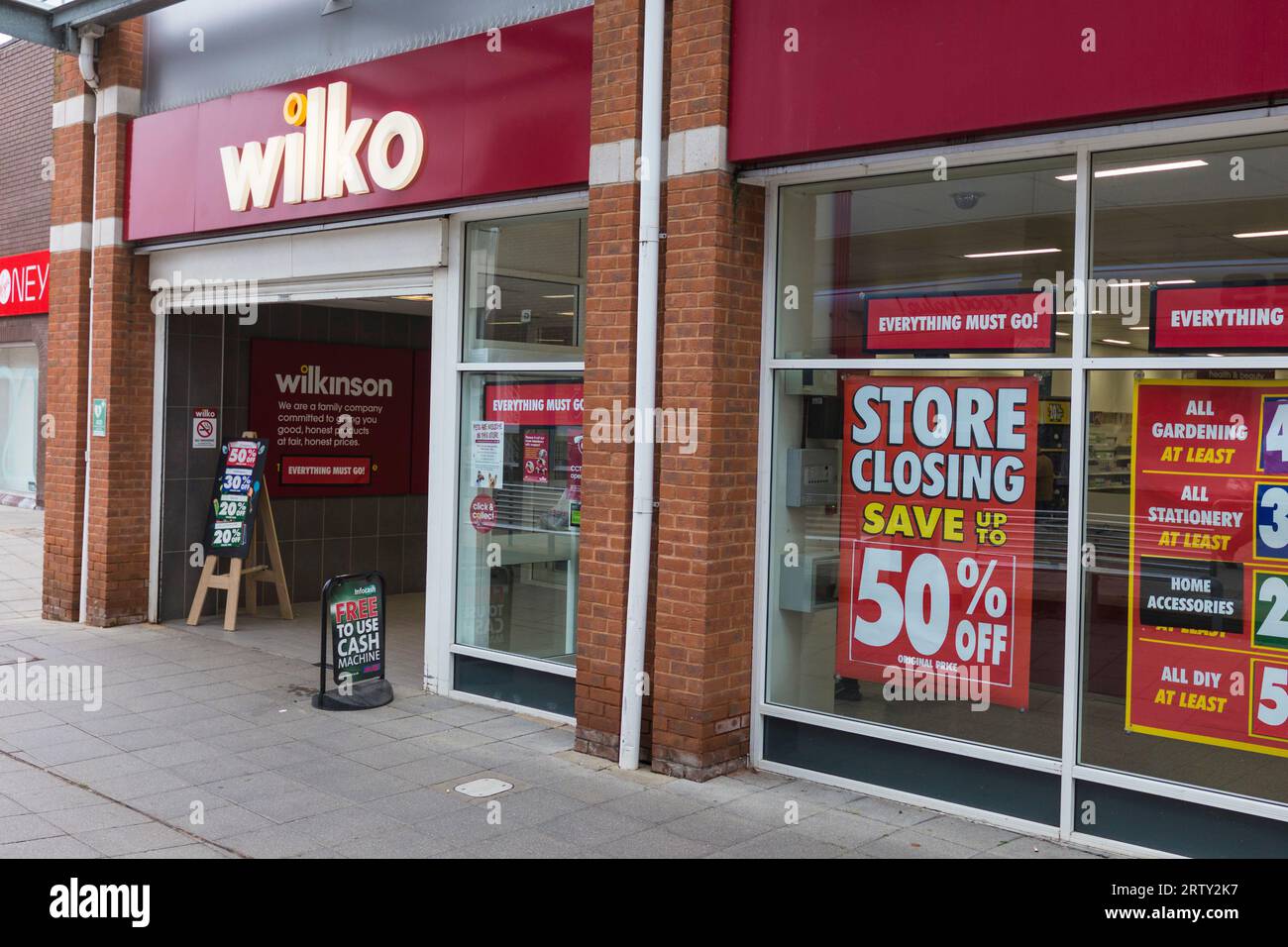 Thornaby, Großbritannien. September 2023. Der britische Haushaltswarenhändler Wilko ist in die Verwaltung gegangen, wodurch etwa 12.000 Arbeitsplätze gefährdet sind. Poundland übernimmt einige der Geschäfte, darunter Thornaby.David Dixon/Alamy Stockfoto