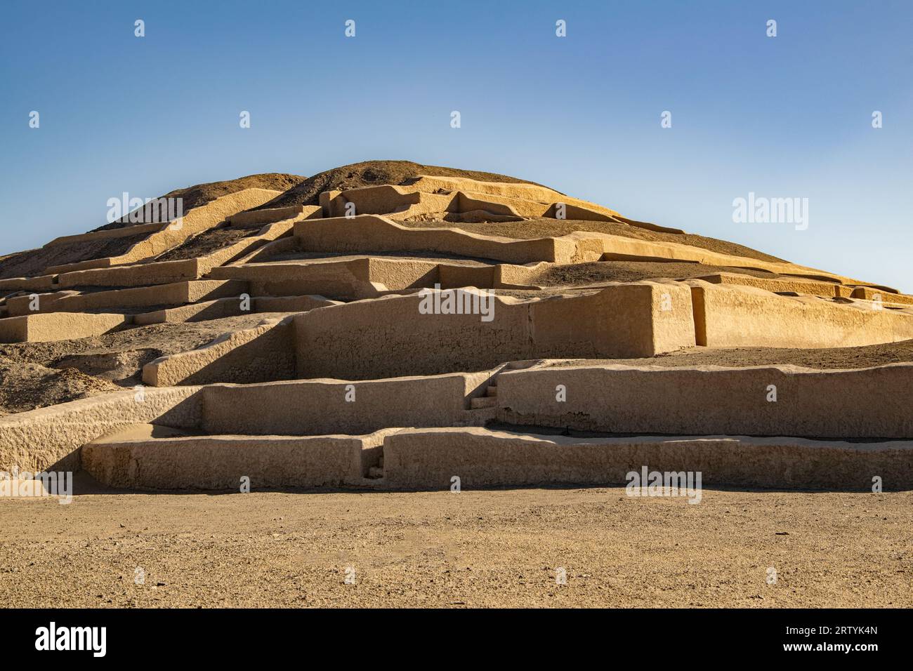 Blick auf Cahuachi, ein zeremonielles Zentrum der Nazca-Kultur Stockfoto