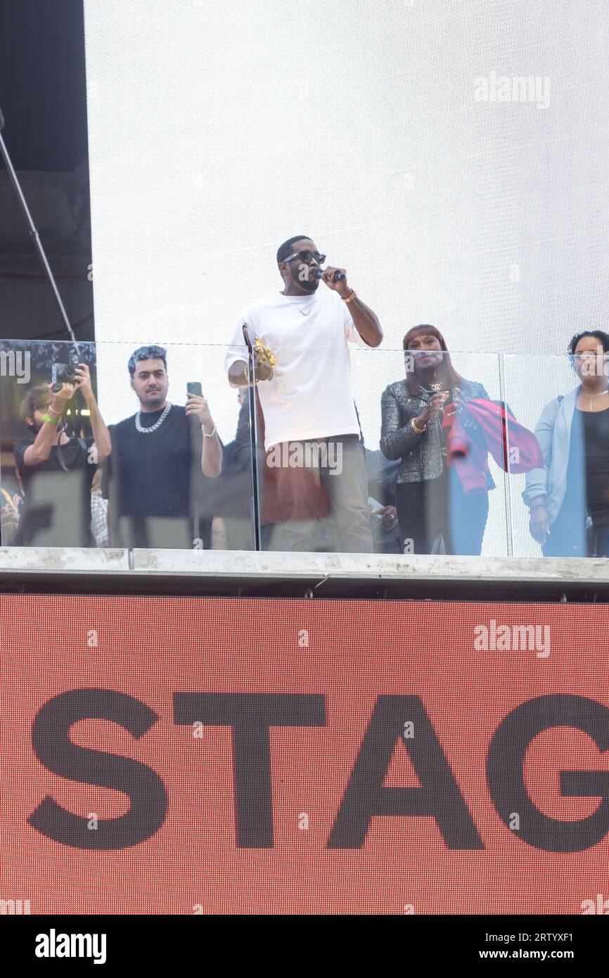 Bürgermeister Adams präsentiert Sean „Diddy“ Combs mit den Keys to the City, New York, USA. September 2023. Quelle: Brasilien Photo Press/Alamy Live News Stockfoto