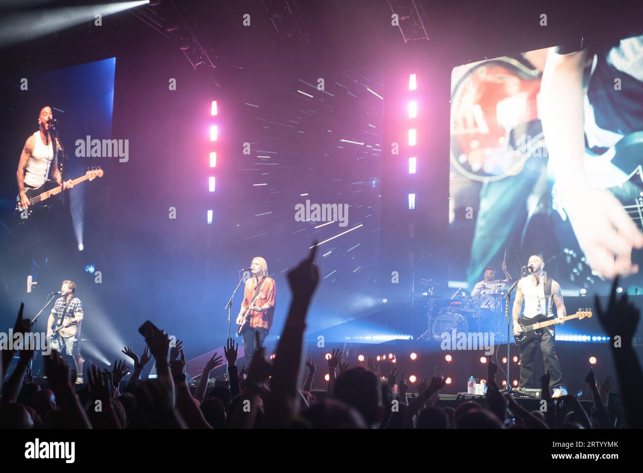 Nottingham, UK, 15. September 2023, Charlie Simpson, Matt Willis und James Bourne von Busted treten in nottingham in der Motorpoint Arena in nottingham auf, als Teil der Tour zum 20. Jahrestag der Bands Stockfoto