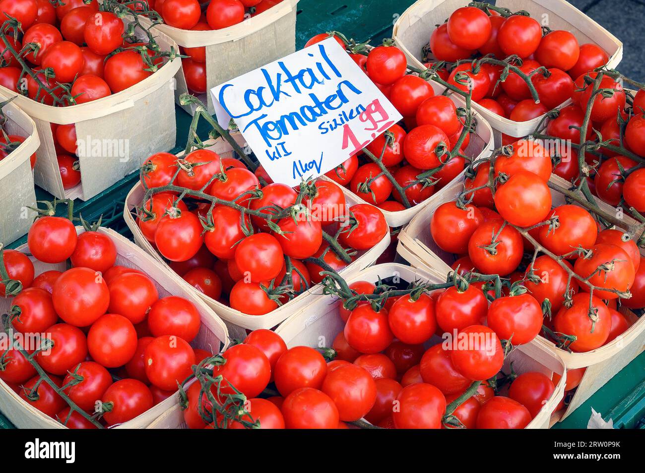 Deutscher obst und gemüsemarktstand -Fotos und -Bildmaterial in hoher ...