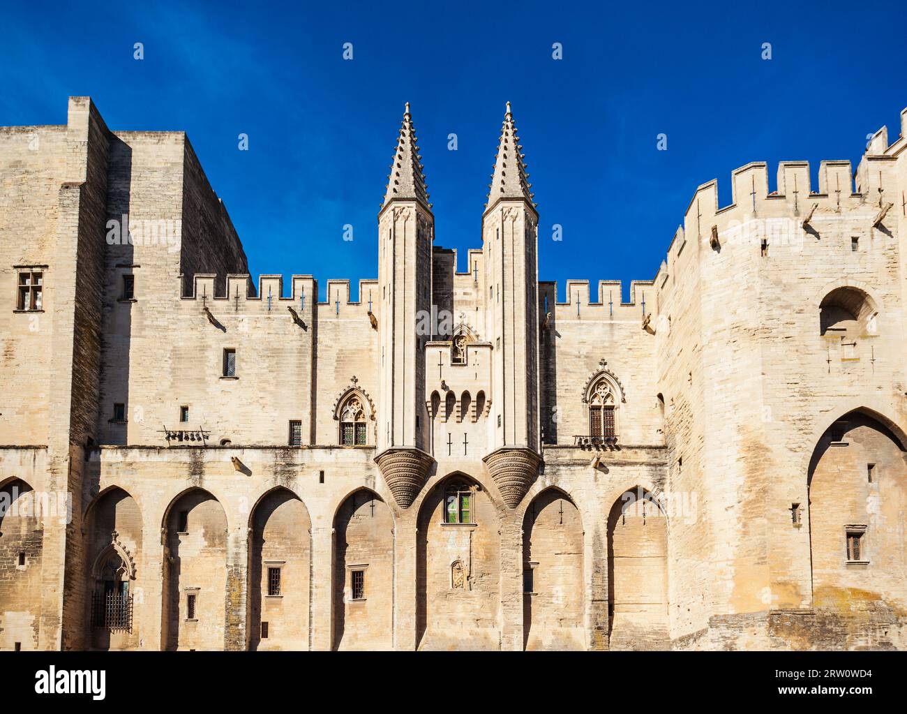 Palast der Päpste oder Palais des Papes in Avignon, Südfrankreich Stockfoto