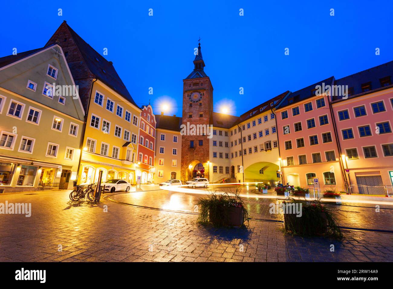 Schmalzturm am Hauptplatz in Landsberg am Lech. Landsberg am Lech ist eine Stadt im Südwesten Bayerns, Deutschland. Stockfoto