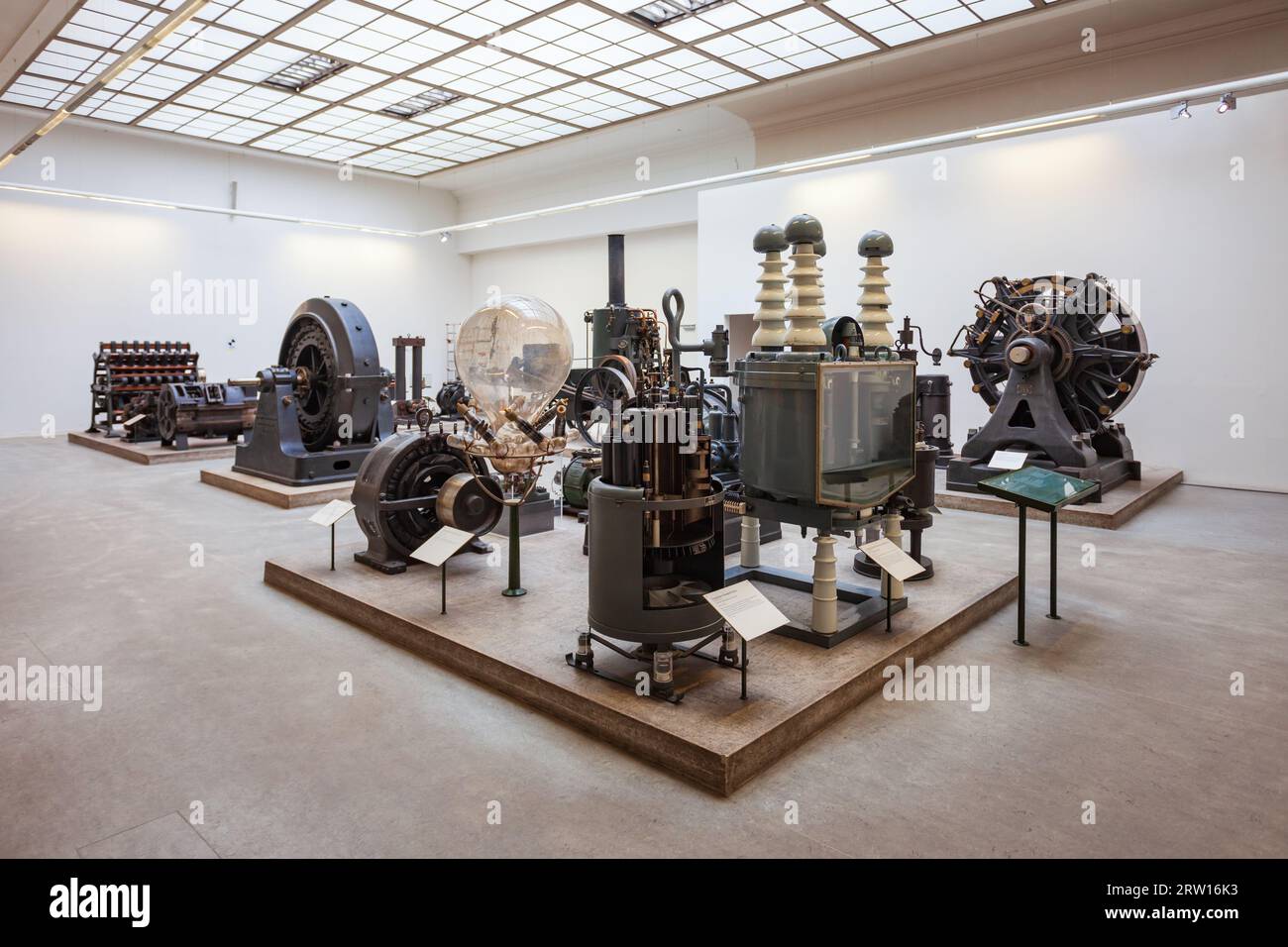 München, Deutschland - 07. Juli 2021: Deutsches Museum oder Deutsches Museum für Meisterwerke der Wissenschaft und Technologie in München, Deutschland Stockfoto
