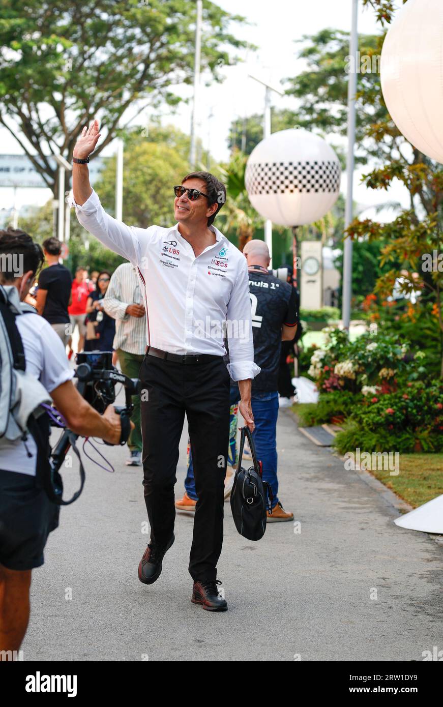 Singapur, Singapur. September 2023. Toto Wolff (AUT, Mercedes-AMG Petronas F1 Team), F1 Grand Prix von Singapur auf dem Marina Bay Street Circuit am 16. September 2023 in Singapur. (Foto: HOCH ZWEI) Credit: dpa/Alamy Live News Stockfoto