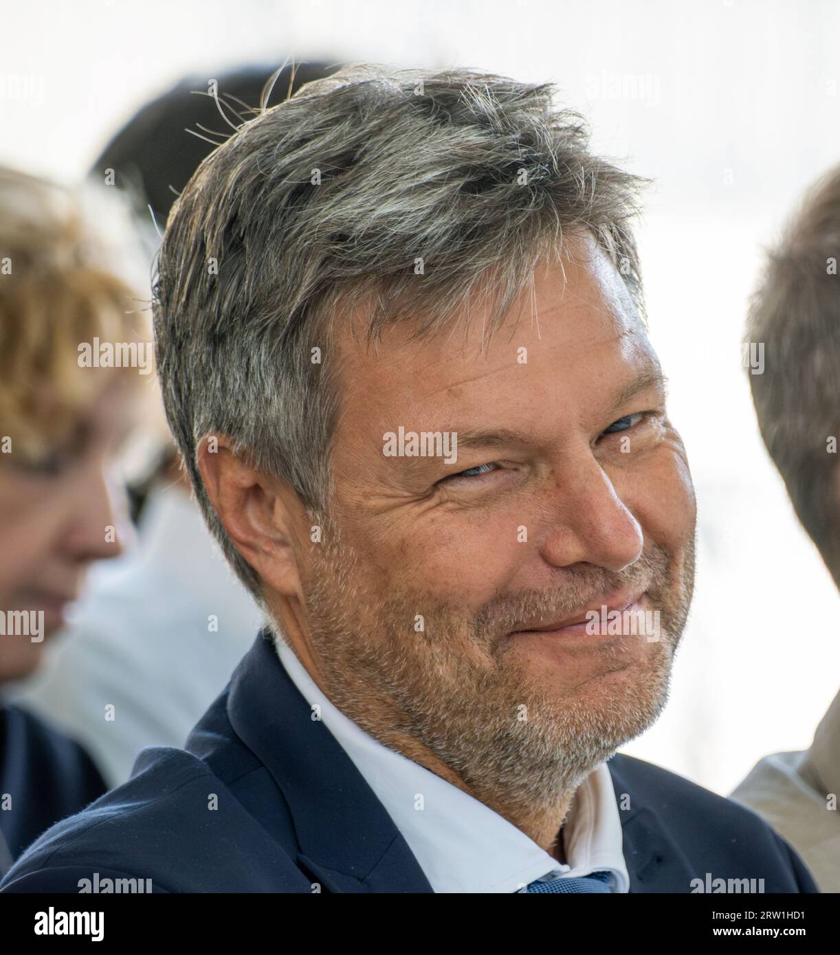 30.06.2023, Deutschland, Bremen, Bremerhaven - Bundesminister für Wirtschaft und Klimaschutz Robert Habeck (Buendnis 90/die Grünen) auf der Stockfoto