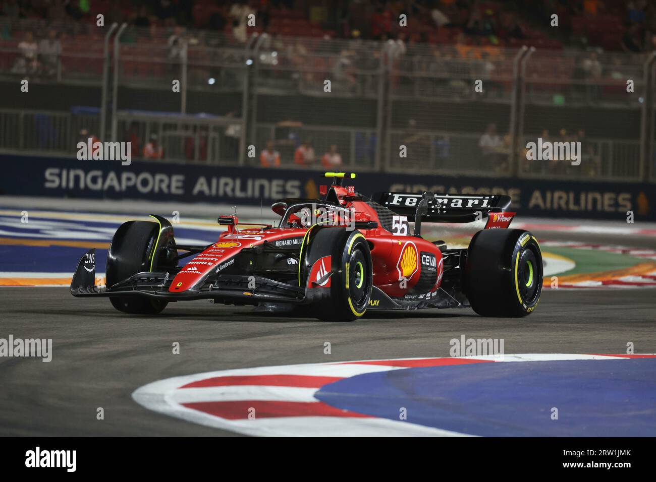 September 2023, Marina Bay Street Circuit, Singapur, FORMEL 1 2023 SINGAPORE AIRLINES SINGAPORE GRAND PRIX, auf dem Bild Carlos Sainz Jr. (E), Scuderia Ferrari Stockfoto