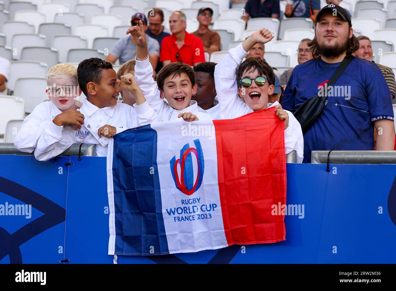 Bordeaux, Frankreich. September 2023. BORDEAUX, FRANKREICH - 16. SEPTEMBER: Fans und Fans während der Rugby World Cup Frankreich 2023 Spiel zwischen Samoa und Chile im Stade de Bordeaux am 16. September 2023 in Bordeaux, Frankreich. (Foto: Hans van der Valk/Orange Pictures) Credit: Orange Pics BV/Alamy Live News Stockfoto