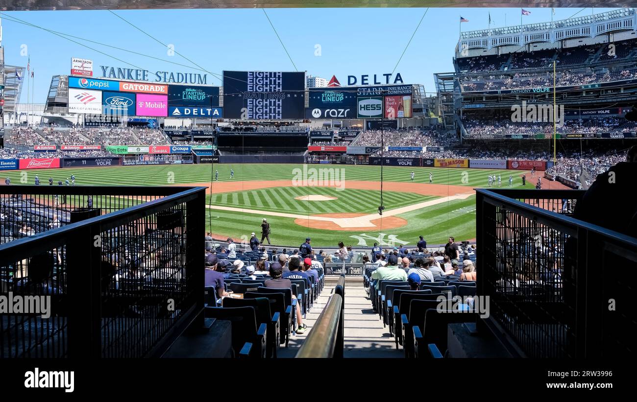 Architektonische Details des Yankee Stadium, einem Baseball- und Fußballstadion in der Bronx, New York City, USA. Stockfoto