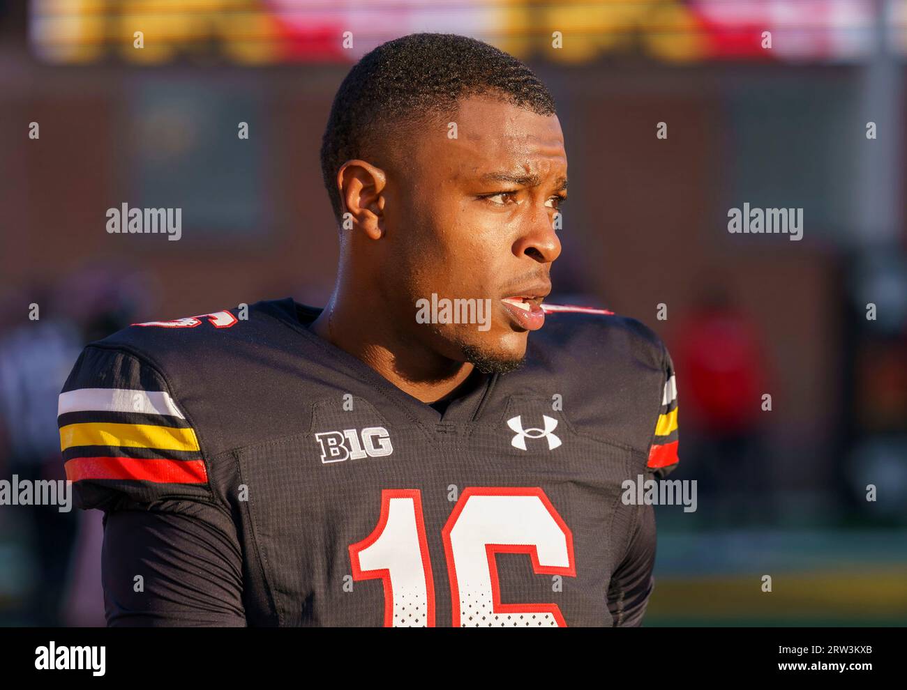 COLLEGE PARK, MARYLAND, USA – 15. SEPTEMBER: Leon Haughton Jr. (16), der in Maryland als Spieler in der Nähe der Maryland Terrapins und der Virginia Cavaliers am 15. September 2023 im SECU Stadium im College Park, Maryland, gespielt wurde. (Foto: Tony Quinn-Alamy Live News) Stockfoto