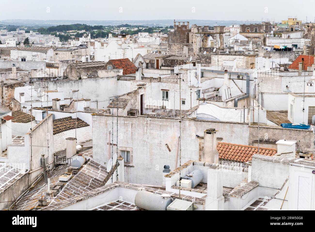 Über den Dächern, Blick auf die Dachlandschaft, Martina Franca, Valle d?Itria, Trullo-Tal, Apulien, Puglia, Italien Stockfoto