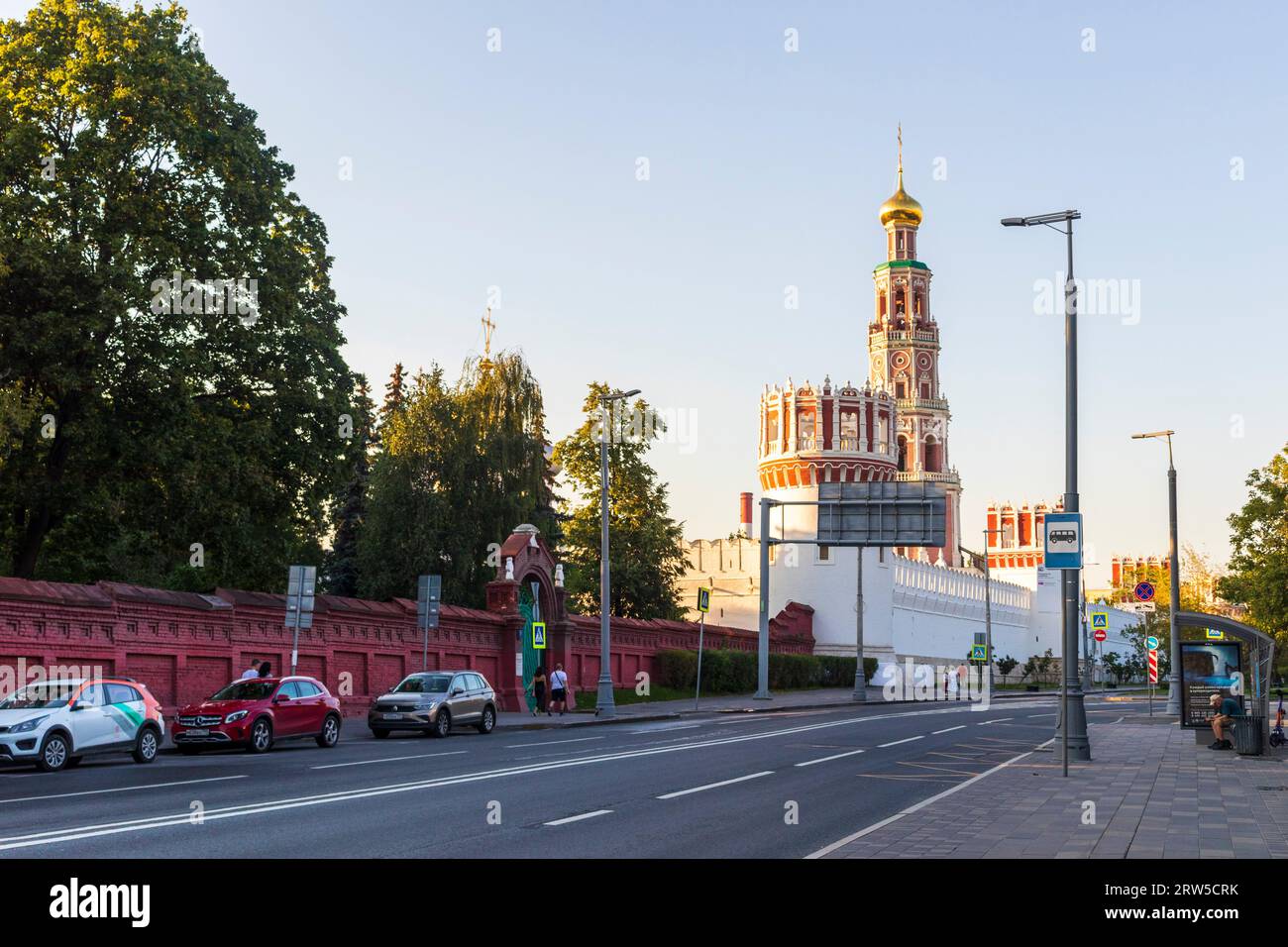 Moskau, Russland - 08.06.2023 - Aufnahme eines der ältesten und berühmten Nowovidewitschij-Konvents Stockfoto