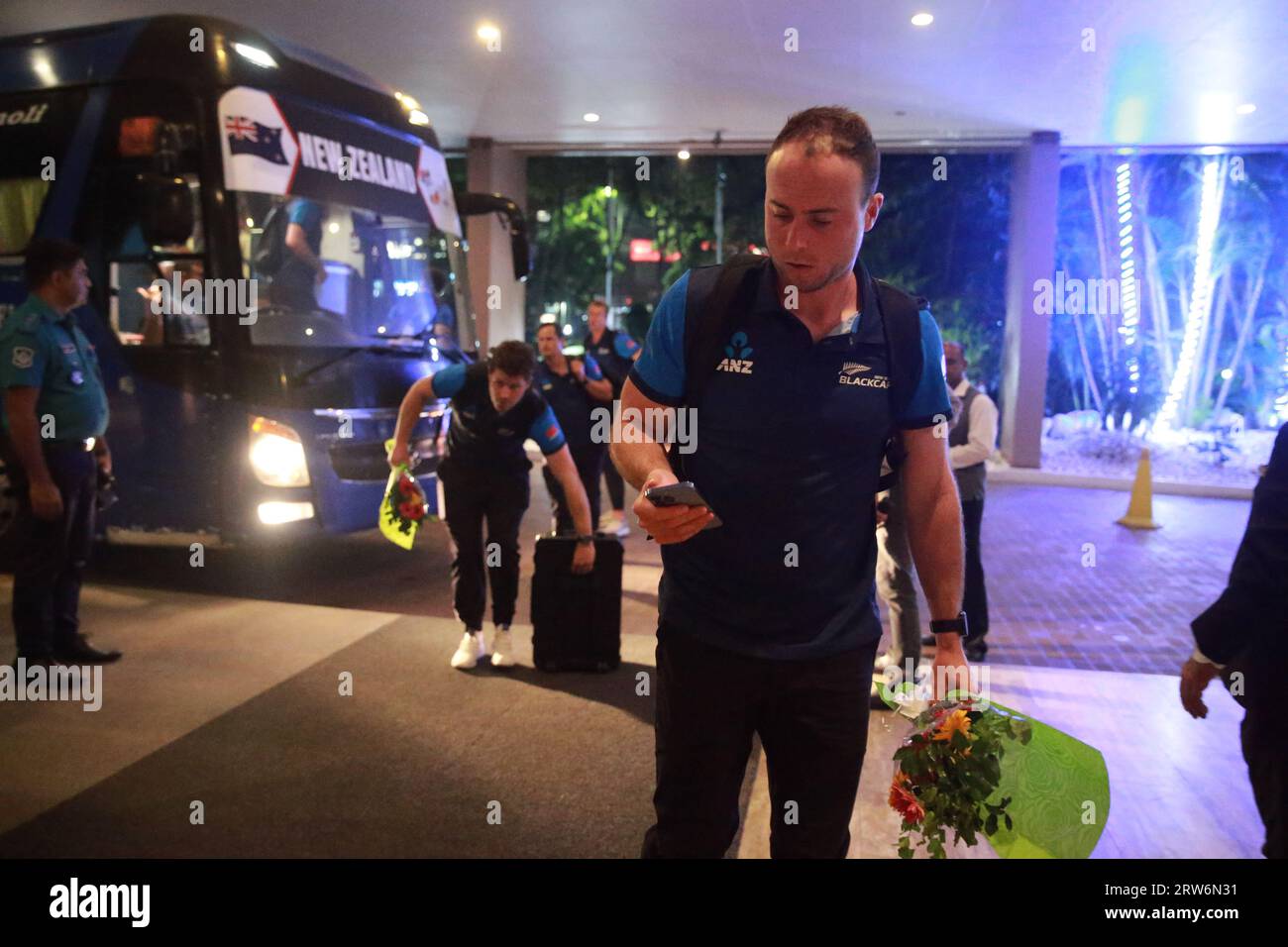 Das neuseeländische ODI-Team traf am 17. September 2023 im Panpecific Sonargaon Hotel in Dhaka, Bangladesch, ein. Die neuseeländische Cricket-Mannschaft ist für die Zeit des 19 Stockfoto