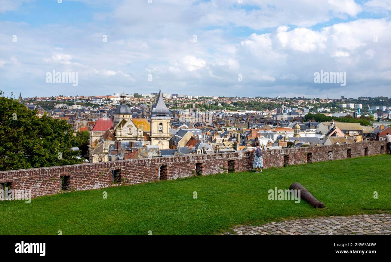 Ein Blick über Dieppe mit seinen drei Hauptkirchen vom Schloss , Normandie , Frankreich Stockfoto