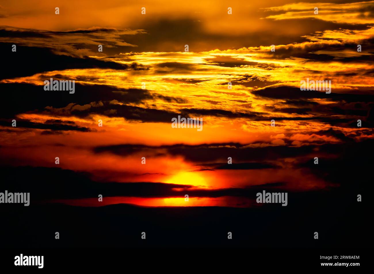 Die Sonne untergeht am Lightning Point, 14. September 2023, in Bayou La Batre, Alabama. Stockfoto