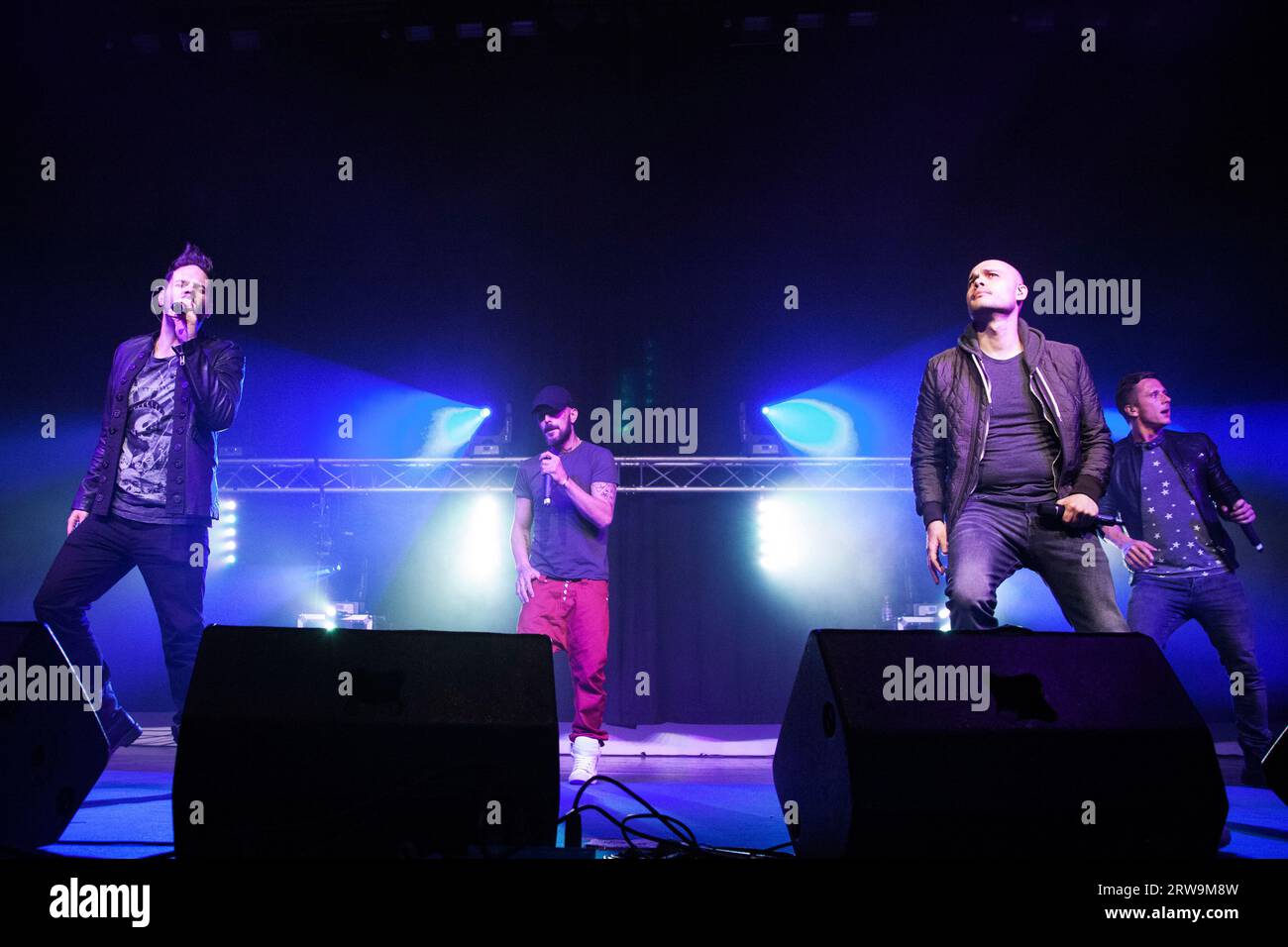 Fünf treten 2014 als „vier“ im Zentrum der englischen Riviera auf der Bühne auf Stockfoto