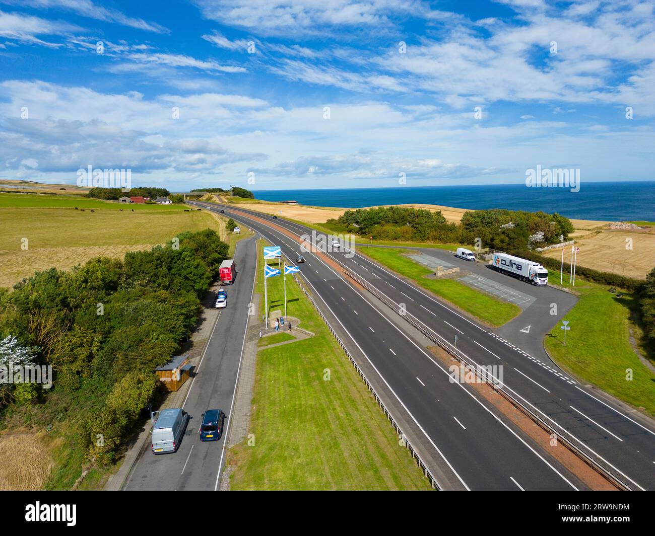 Luftaufnahme der Anglo Scottish ( England/Schottland) Grenze an der A1 bei Lamberton in Scottish Borders, Schottland, UK Stockfoto