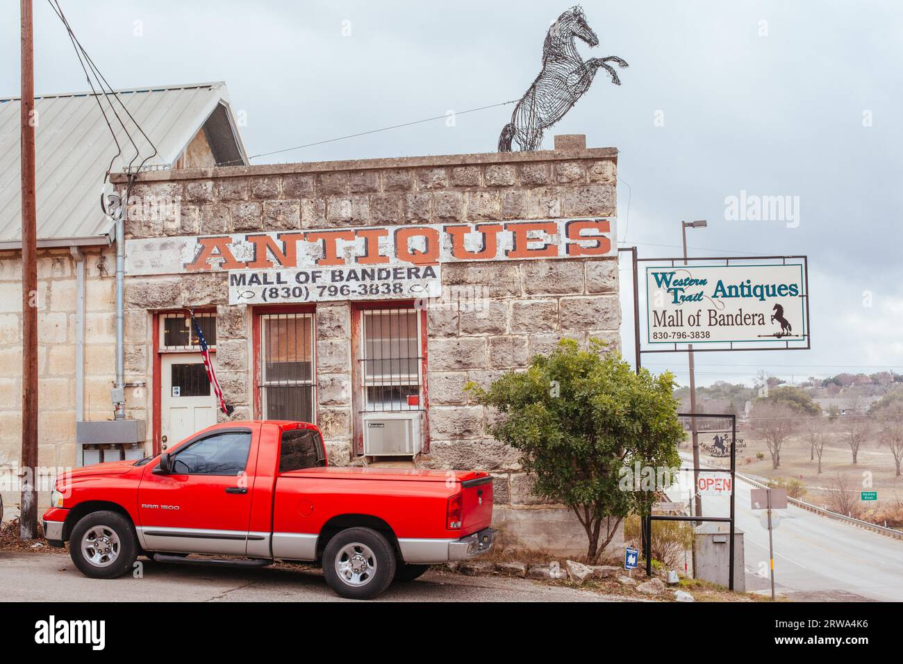 Bandera, USA, Januar 27 2019: Bandera ist eine kleine Stadt in Texas, die als „Cowboy-Hauptstadt der Welt“ gilt. Stockfoto