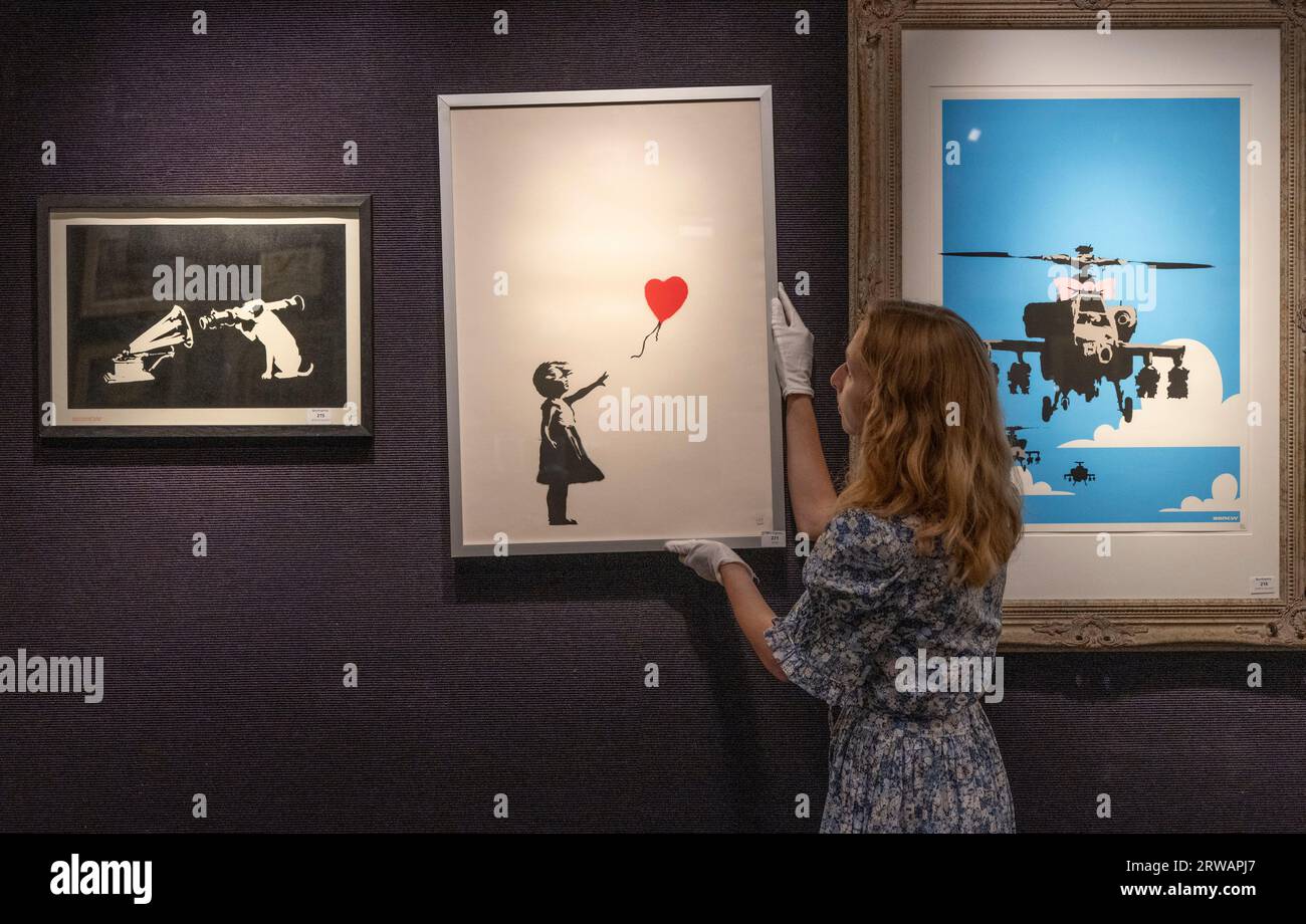 Bonhams, London, Großbritannien. September 2023. Bonhams Prints and Multiples Sale findet am 20. September statt. Zu den Werken gehören: Banksy (Britisch, geb. 1974), Girl with Balloon (Mädchen mit Ballon), Schätzwert: £ 60.000 - £ 80.000. Quelle: Malcolm Park/Alamy Live News Stockfoto