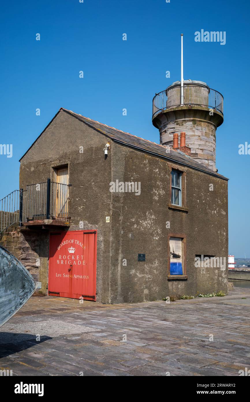 Das ehemalige Hauptquartier der Rocket Brigade am Old New Quay, Whitehaven Harbour, West Cumbria, Großbritannien Stockfoto