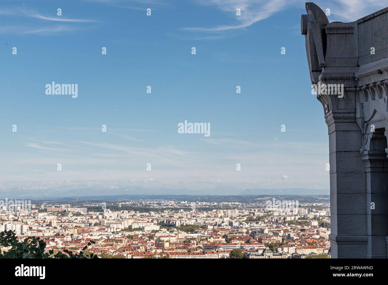 Panoramablick auf Lyon von der Basilika Notre Dame de Fourviere, Lyon, Rhonealpen, Frankreich. Stockfoto