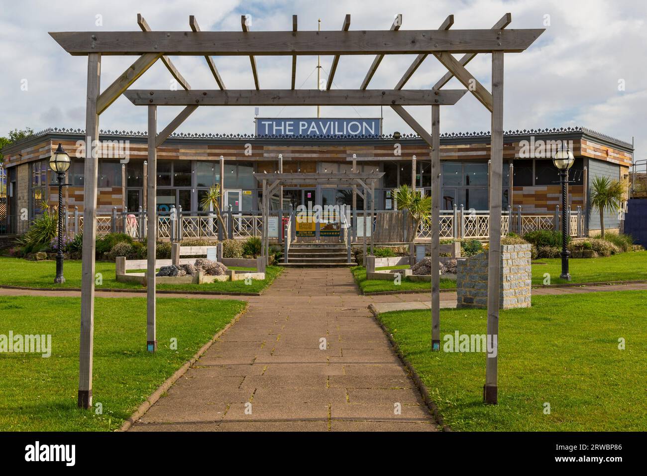 The Pavilion kommt bald Glass House aufregende neue Café Bar & Restaurant in Eastbourne, East Sussex, Großbritannien im September Stockfoto