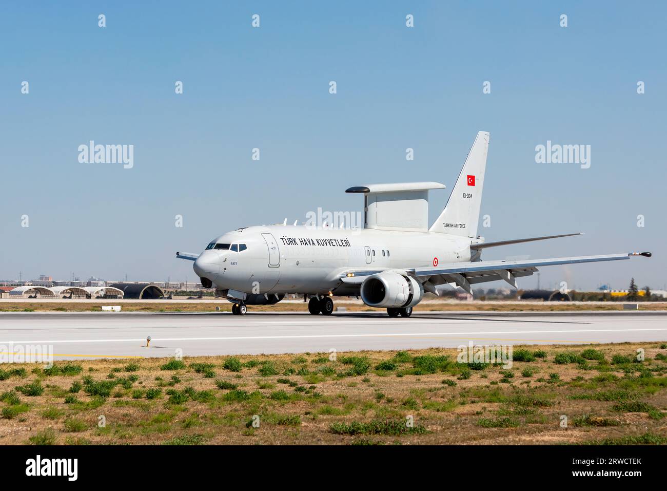 Konya, Türkei - 07 01 2021: Ein Flugzeug der Boeing 737 AEW&C MESA landet während der Übung Anatolian Eagle Air Force 2021 Stockfoto