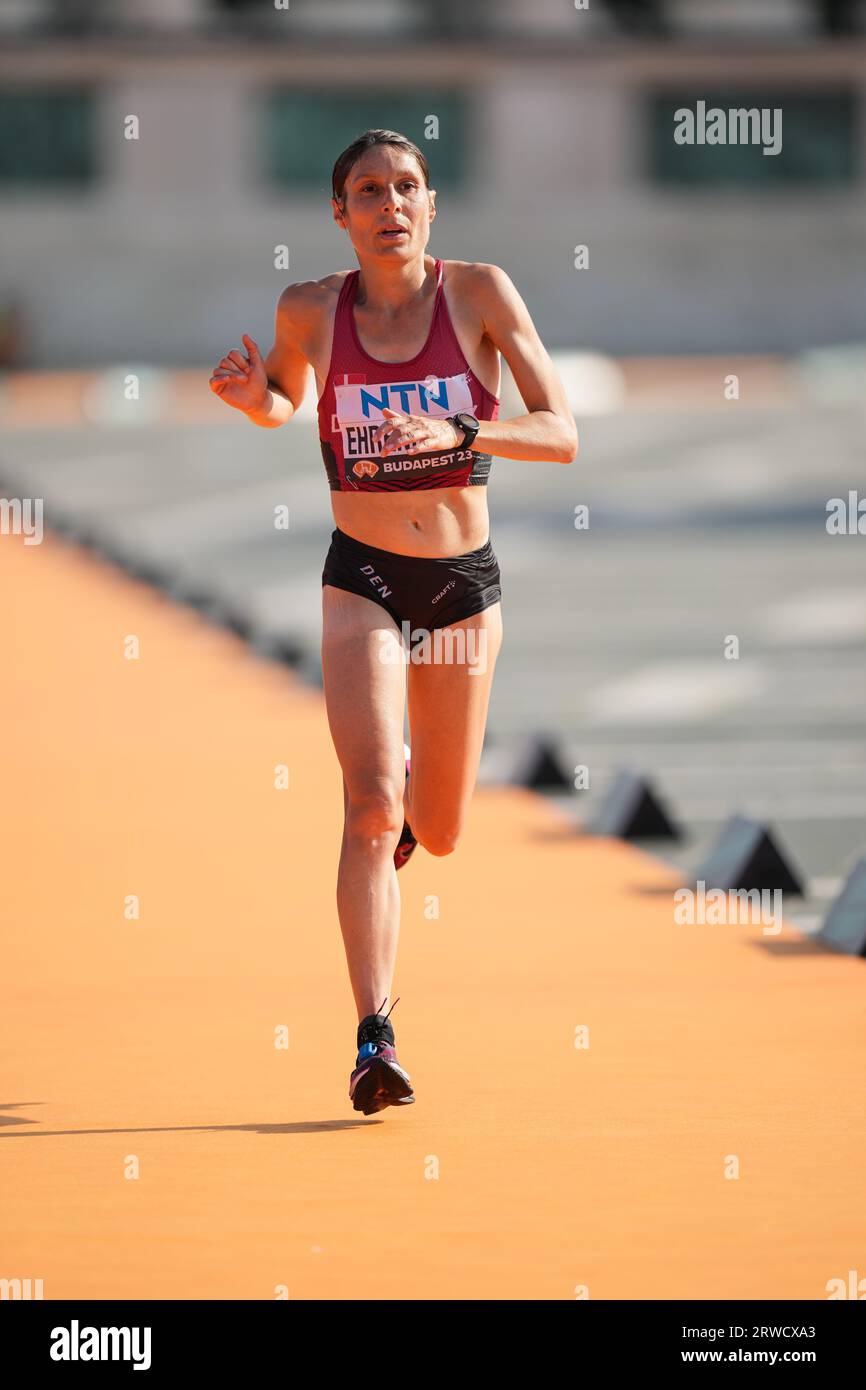 Karen Ehrenreich nahm am Marathon der Leichtathletik-Weltmeisterschaften in Budapest 2023 Teil. Stockfoto