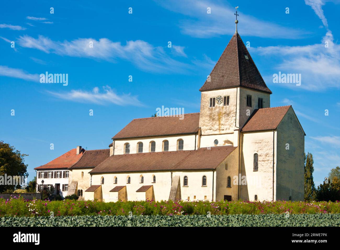 Stiftskirche St. Georg auf der Insel Reichenau in Oberzell, Deutschland, Kirche St. Georg auf der Insel Reichenau, Oberzell, Deutschland Stockfoto