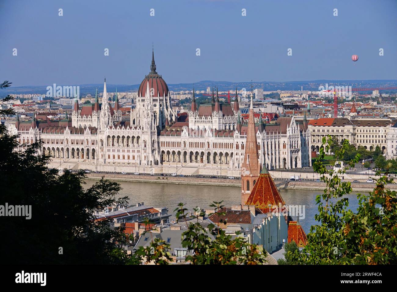 Ungarischen Parlament und Donau, Budapest, Ungarn Stockfoto