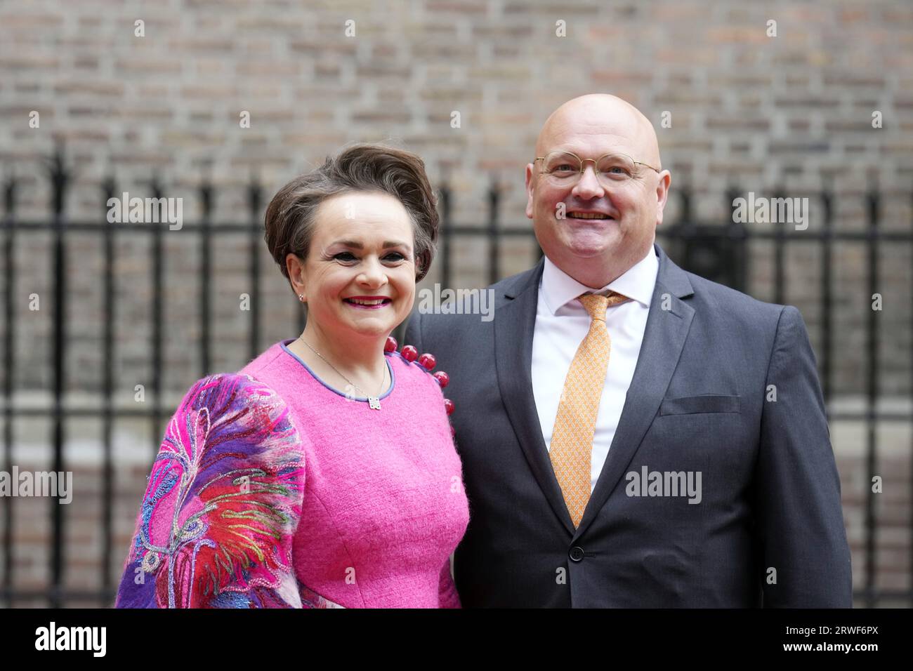 Den Haag, Niederlande. September 2023. DEN HAAG - Alexandra van Huffelen, scheidende Staatssekretärin für Beziehungen und Digitalisierung des Königreichs, wird am Haushaltstag im Ministerium für Allgemeine Angelegenheiten eintreffen. Das neue Regierungsarbeitsjahr beginnt am dritten Dienstag im September. ANP PHIL NIJHUIS netherlands Out - belgium Out Credit: ANP/Alamy Live News Stockfoto