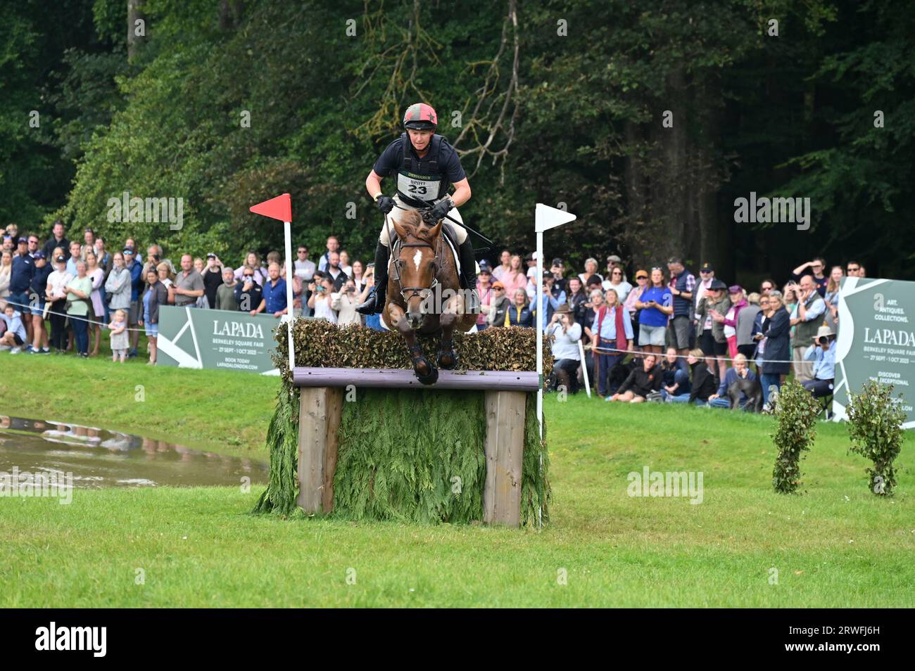 Matthew Heath on Sugar Rush TH, Cross Country Phase des CCI-L 4* Competition Blenheim Palace International Horse Trials 2023, Woodstock, Oxfordshi Stockfoto