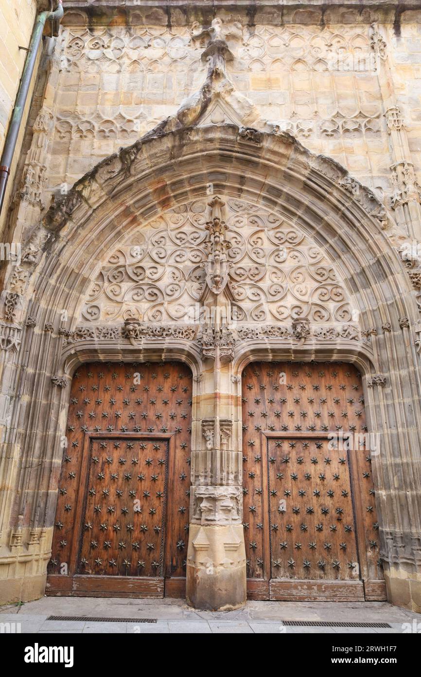 Bilbao, Spanien - 15. August 2023: Wunderschöne Kathedrale-Kirche von Bilbao, gewidmet dem heiligen Jakobus Apostel Stockfoto