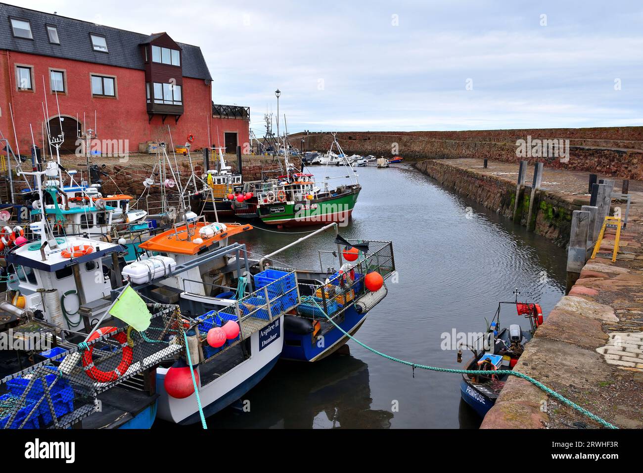 Blick auf einen bewölkten Dunbar im September Stockfoto