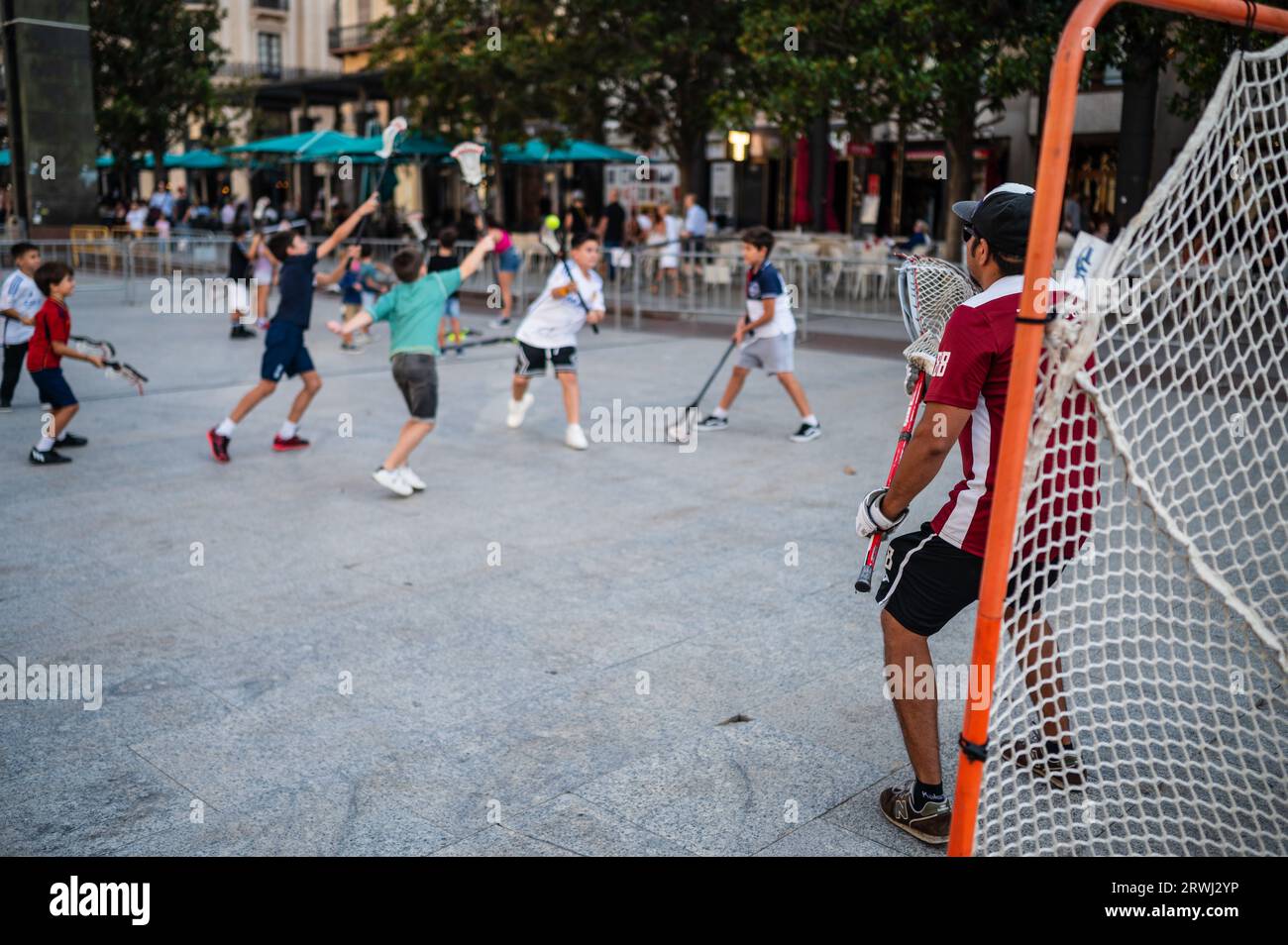 Sports Day Multisport Straßenveranstaltung auf der Plaza del Pilar, Zaragoza, Spanien Stockfoto
