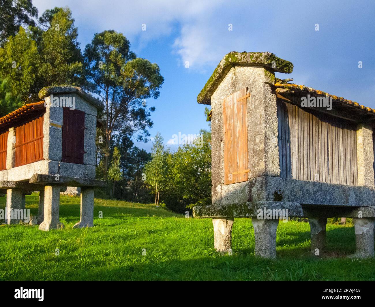 Spalieren Korn-Lagerung in Soajo Dorf, Peneda Geres Nationalpark, Nordportugal Stockfoto