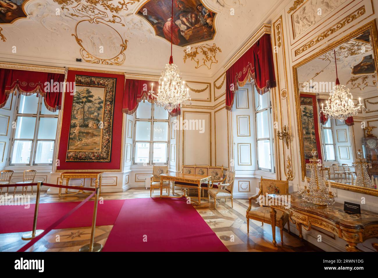 Audience Hall - Staatsräume der Residenz Teil des DomQuartier Museen - Salzburg, Österreich Stockfoto