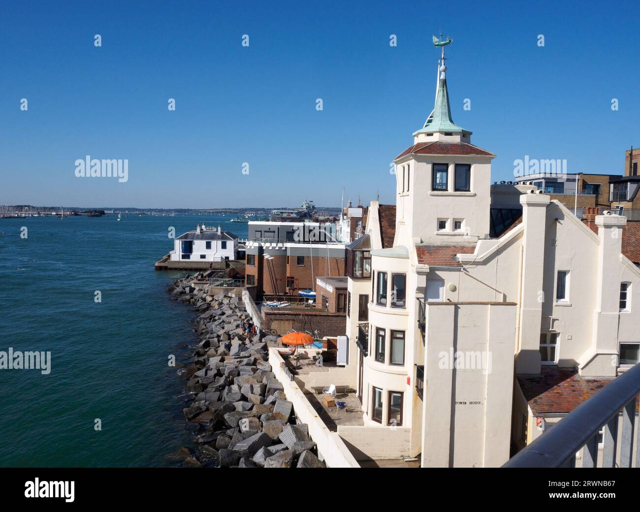 Das Tower House am Portsmouth Point Stockfoto