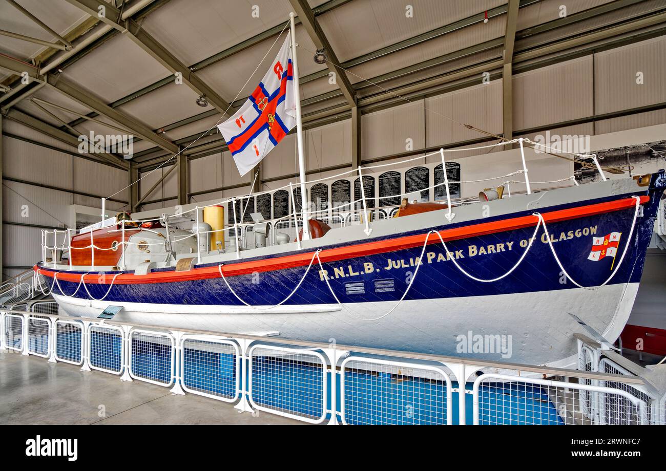 Peterhead Lifeboat Museum das restaurierte Julia Park Barry of Glasgow ist ein ehemaliges RNLI-Rettungsboot, das von 1939 bis 196 in Peterhead im Einsatz war Stockfoto