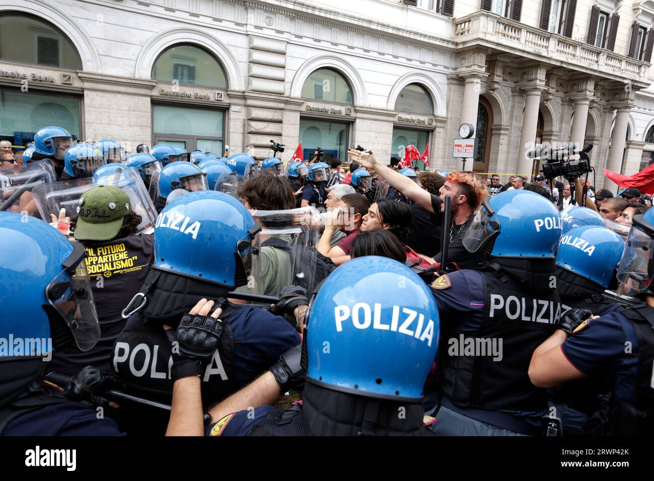 Roma, manifestazione dei Disoccupati Organizzati napoletani, contro il taglio del reddito di cittadinanza Stockfoto