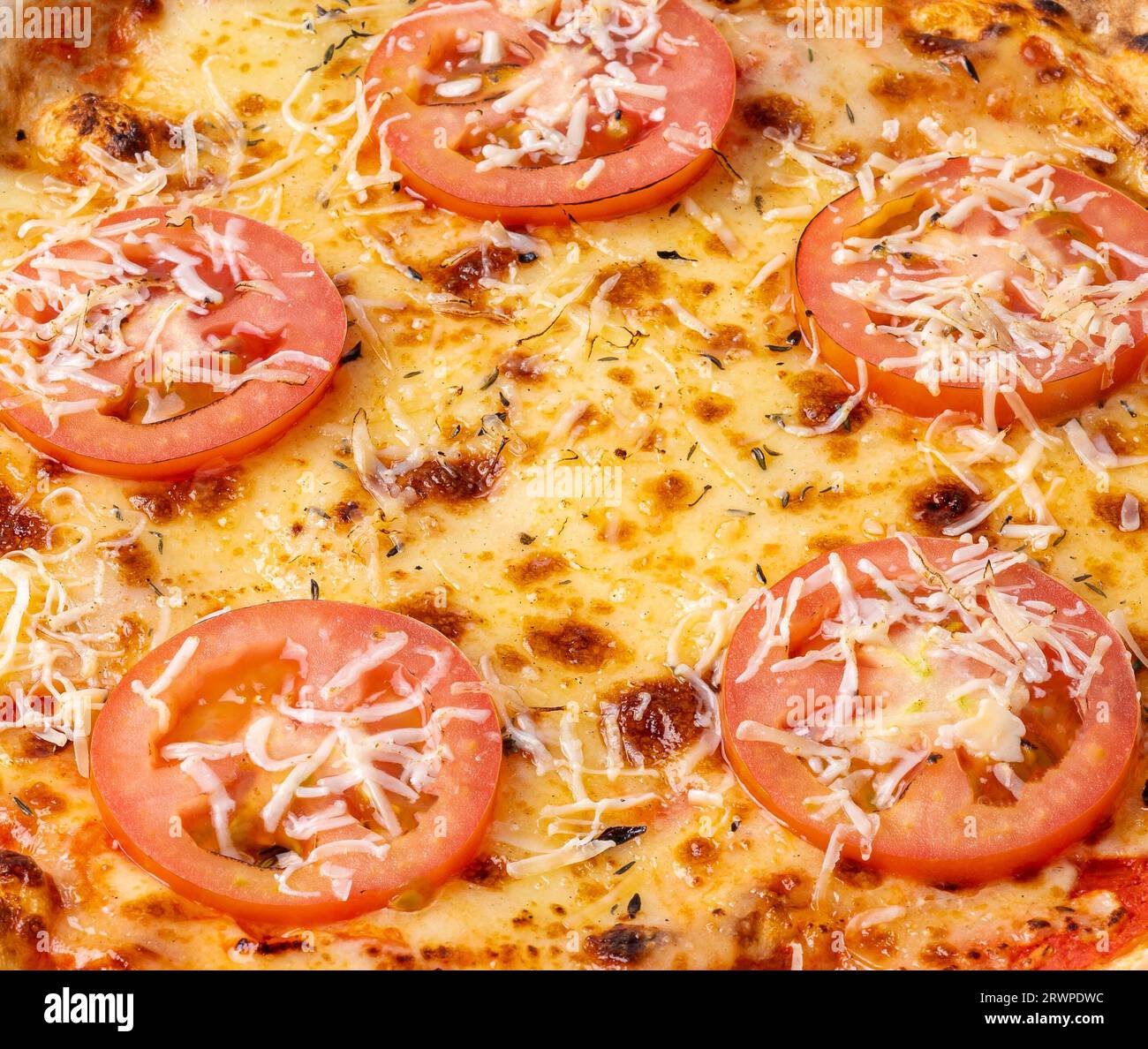 Nahaufnahme einer Pizza im napolitanstil. Stockfoto