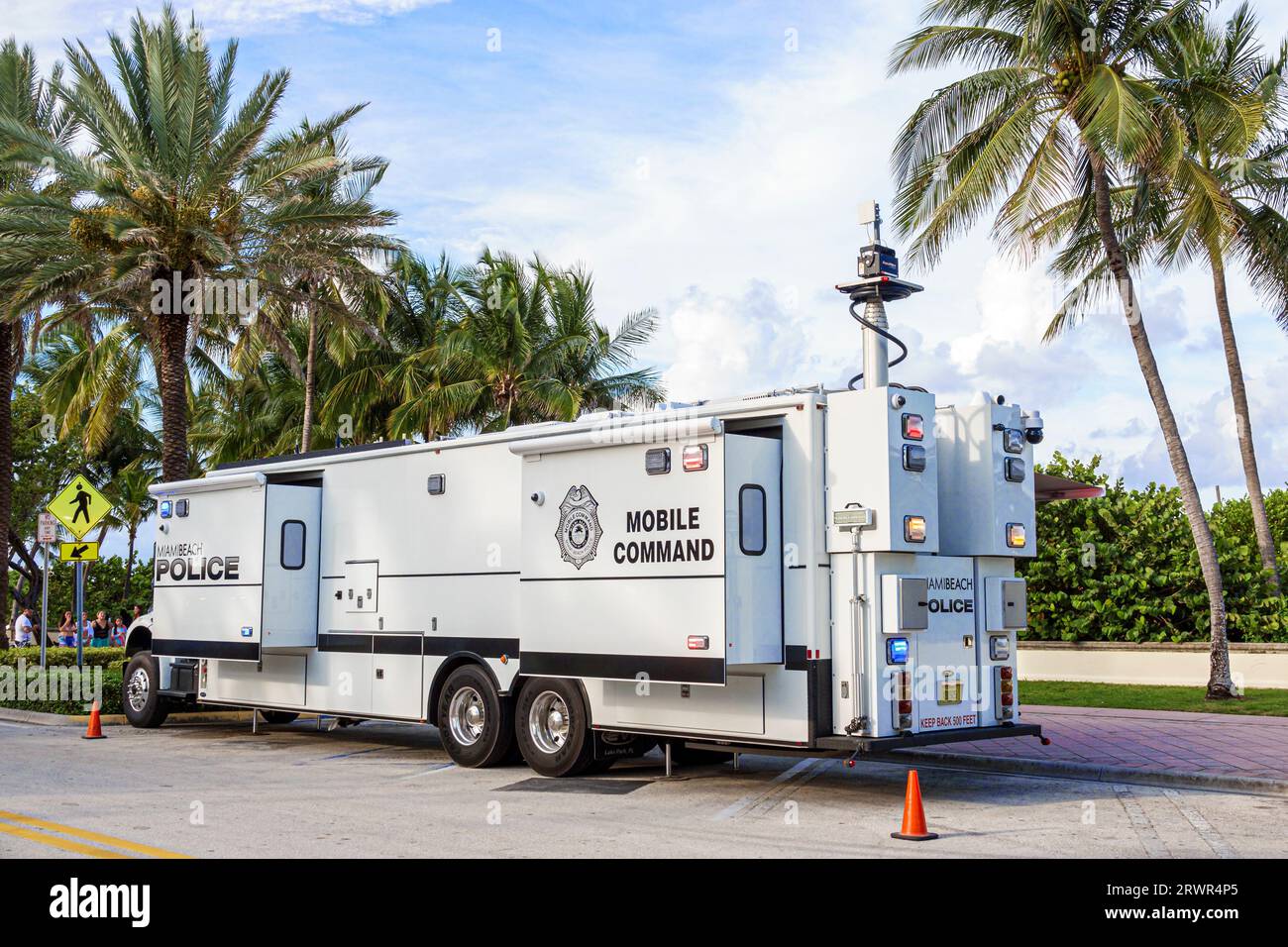 Miami Beach Florida, Ocean Terrace, 4. Juli Unabhängigkeitstag, mobile Polizeikommandostation Stockfoto