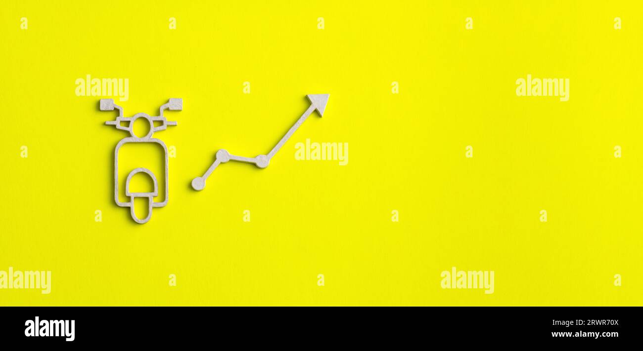 Symbol für elektrisches Motorrad mit Aufwärtspfeil – erhöht den Wert des Motorrads Stockfoto