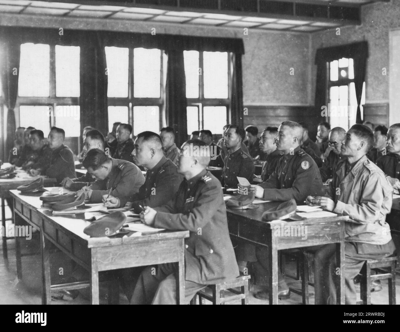 Offiziersklasse im Hauptquartier der chinesischen Luftwaffe, Nanking, China, um 1945 Stockfoto
