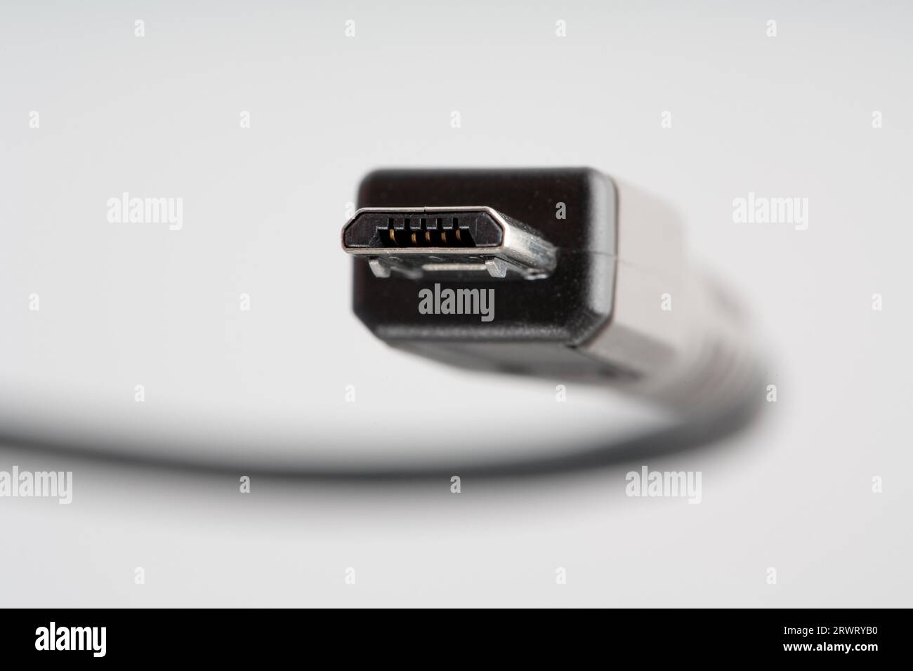 Neuer Micro-USB-Anschluss, der neue (2007) Standard für Mobiltelefone Stockfoto