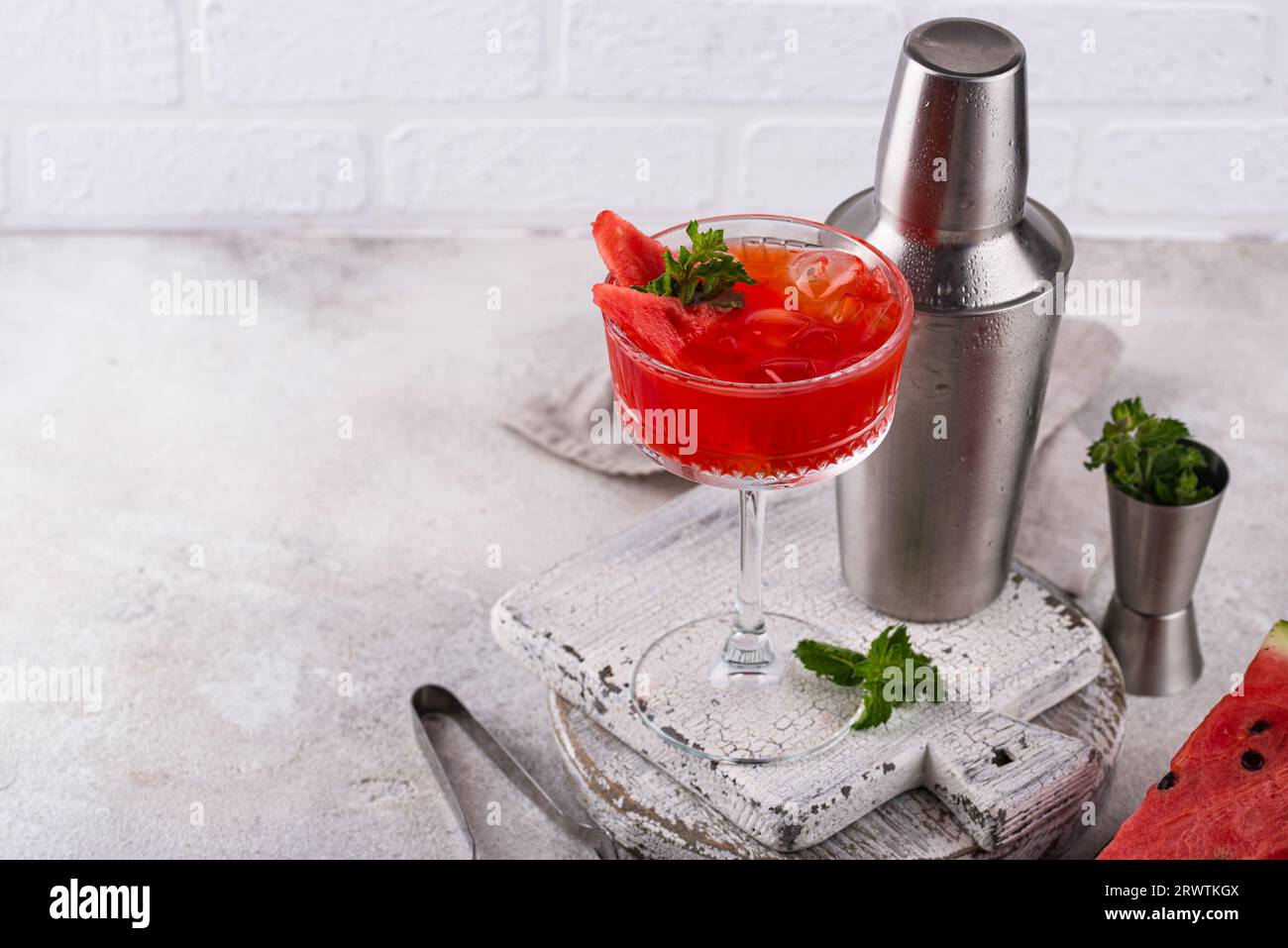 Frischer Wassermelonen-Cocktail oder Mocktail Stockfoto
