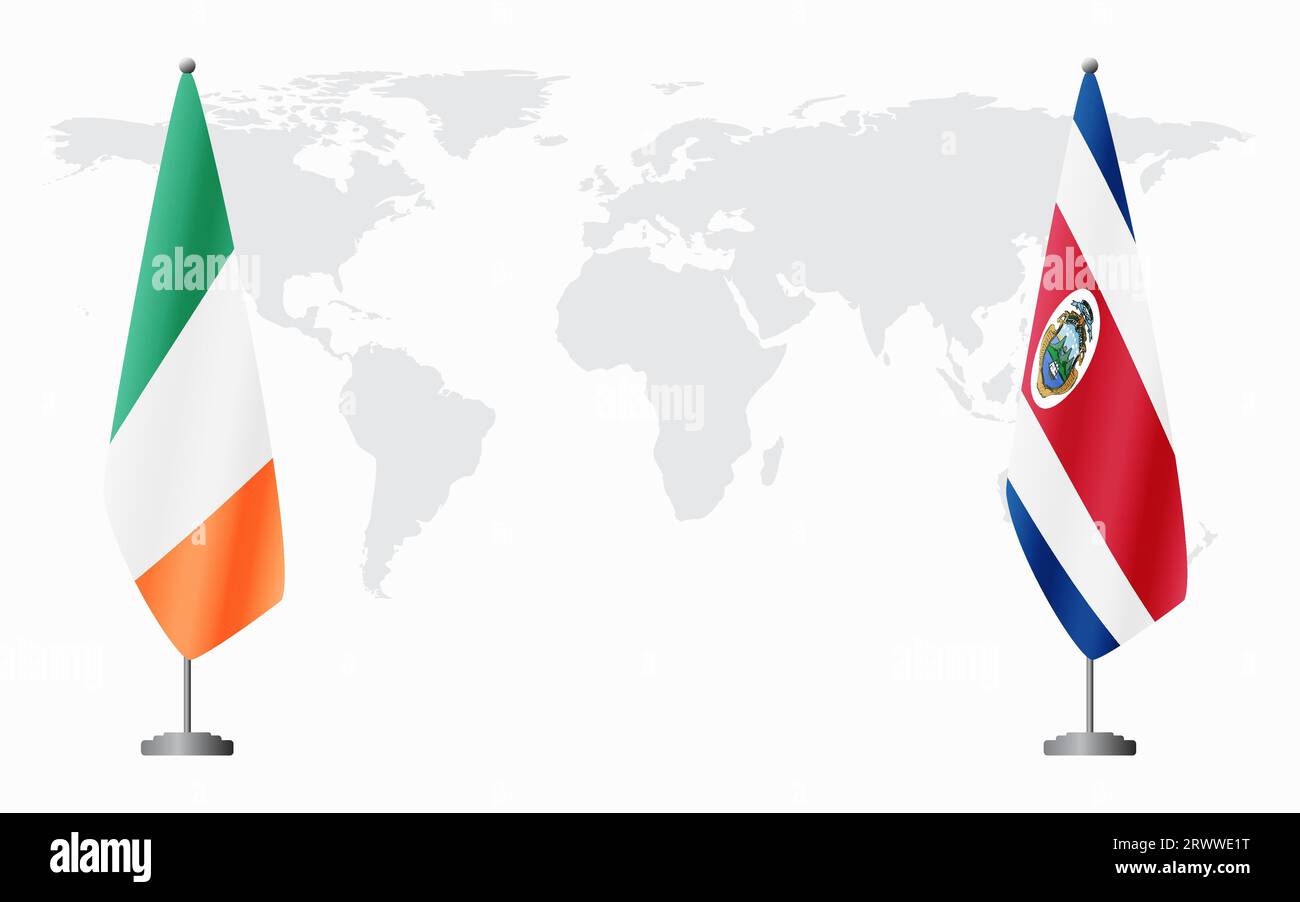 Irland und Costa Rica Flaggen für offizielles Treffen vor dem Hintergrund der Weltkarte. Stock Vektor
