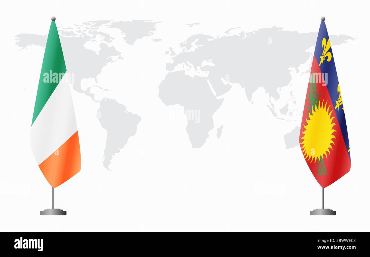 Irland und Guadeloupe Flaggen für offizielles Treffen vor dem Hintergrund der Weltkarte. Stock Vektor