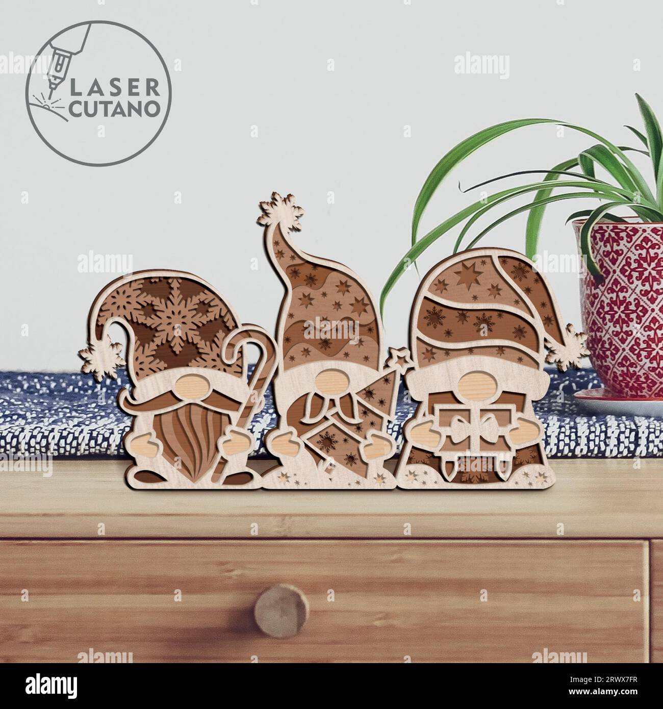 Machen Sie sich bereit, Ihre Weihnachtsdekoration mit unseren bezaubernden, mehrschichtigen Weihnachtszeichnungen mit Laserschnitt zu verbessern. Stock Vektor