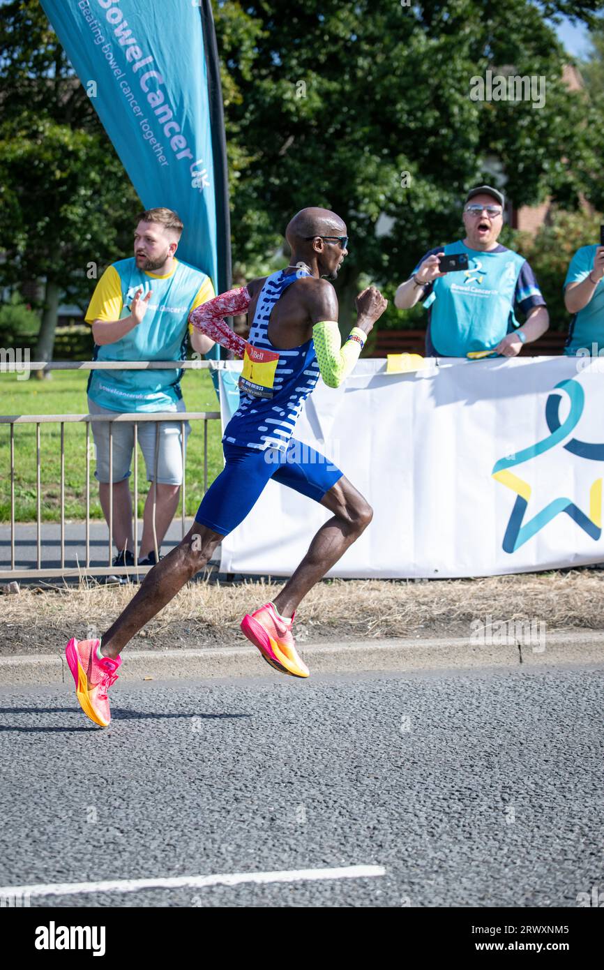 Sir Mo Farrah belegte den vierten Platz in seinem letzten Wettkampfrennen beim Great North Run 2023 Stockfoto